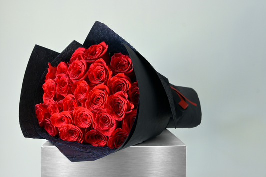 Classic round rose bouquets in Brisbane. Handcrafted with fresh premium roses in rich seasonal tones. Perfect for anniversaries & romance.